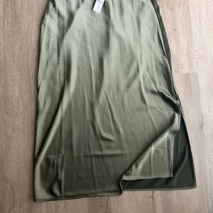 Old Navy Green Midi Pencil Skirt with Slit